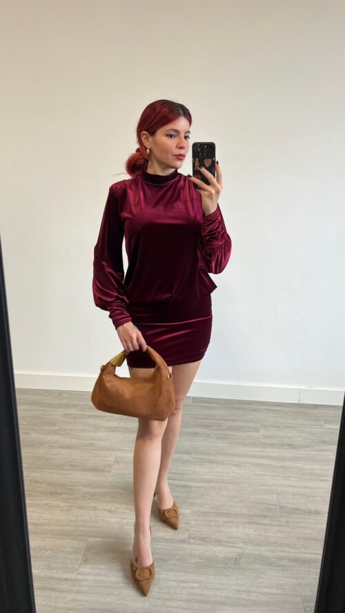 Vestido Corto Manga Larga Espalda Drapeada