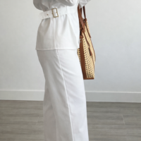 Conjunto de Blusa con Cinto Lateral y Pantalón