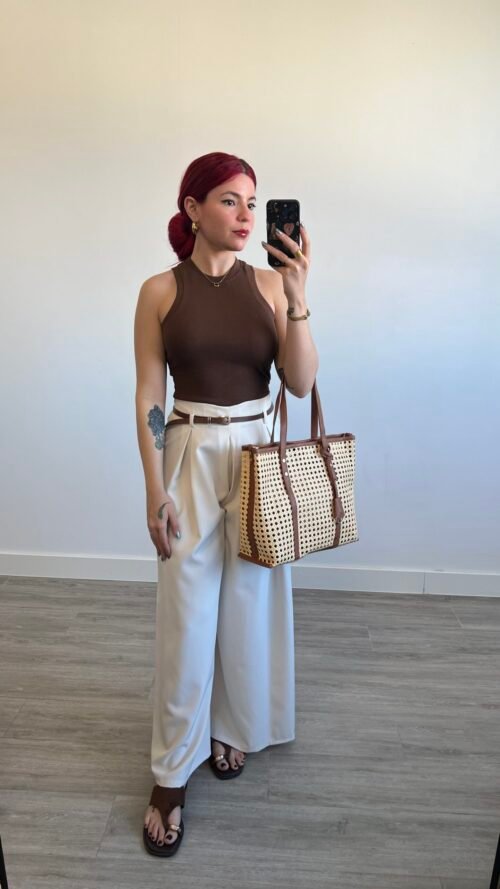 Pantalón Palazzo con Pinzas y Cinto Fino