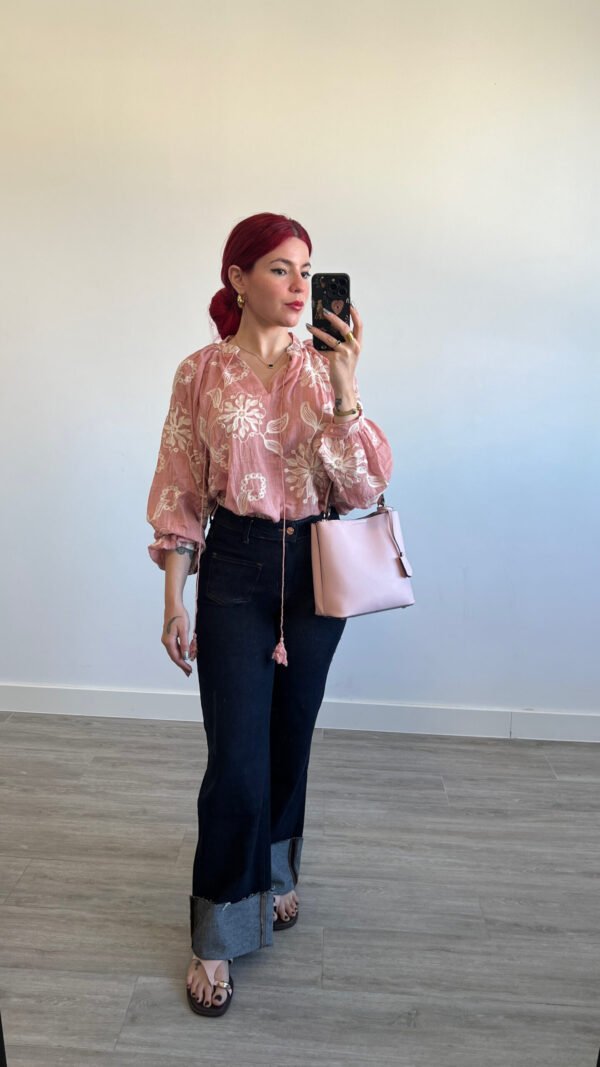 Blusa Manga Larga Bordada