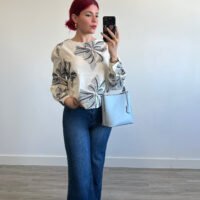 Blusa Bordada de Flores