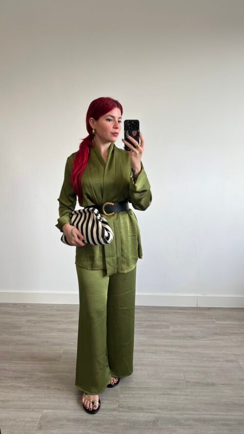 Conjunto de Pantalón y Kimono de Satine