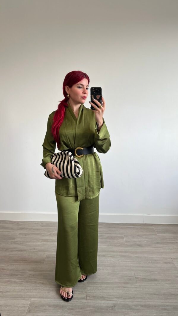 Conjunto de Pantalón y Kimono de Satine