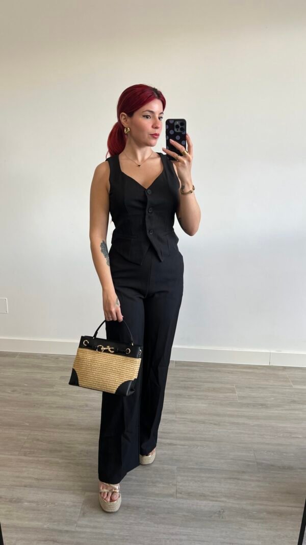 Conjunto Chaleco y Pantalón sin Fajín