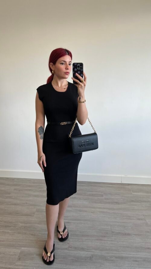 Vestido Largo de Punto con Cinto Fino