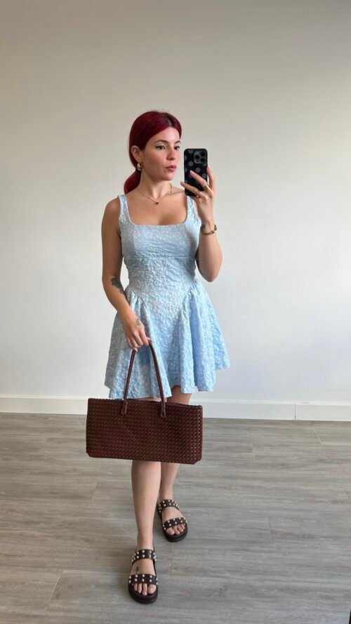 Vestido Corto Corte Princesa