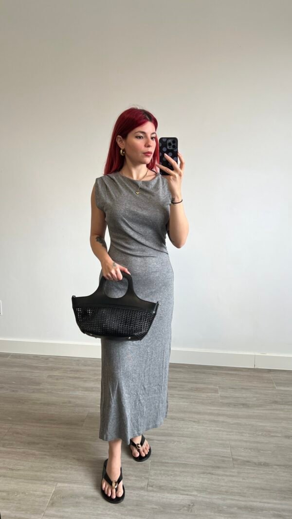 Vestido Largo de Punto con Hombreras