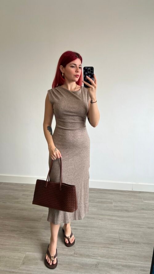 Vestido Largo de Punto con Hombreras