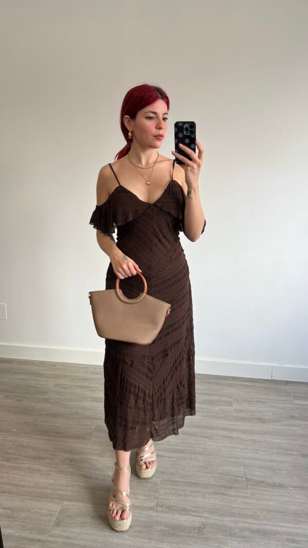 Vestido Largo de Encaje Carmelita