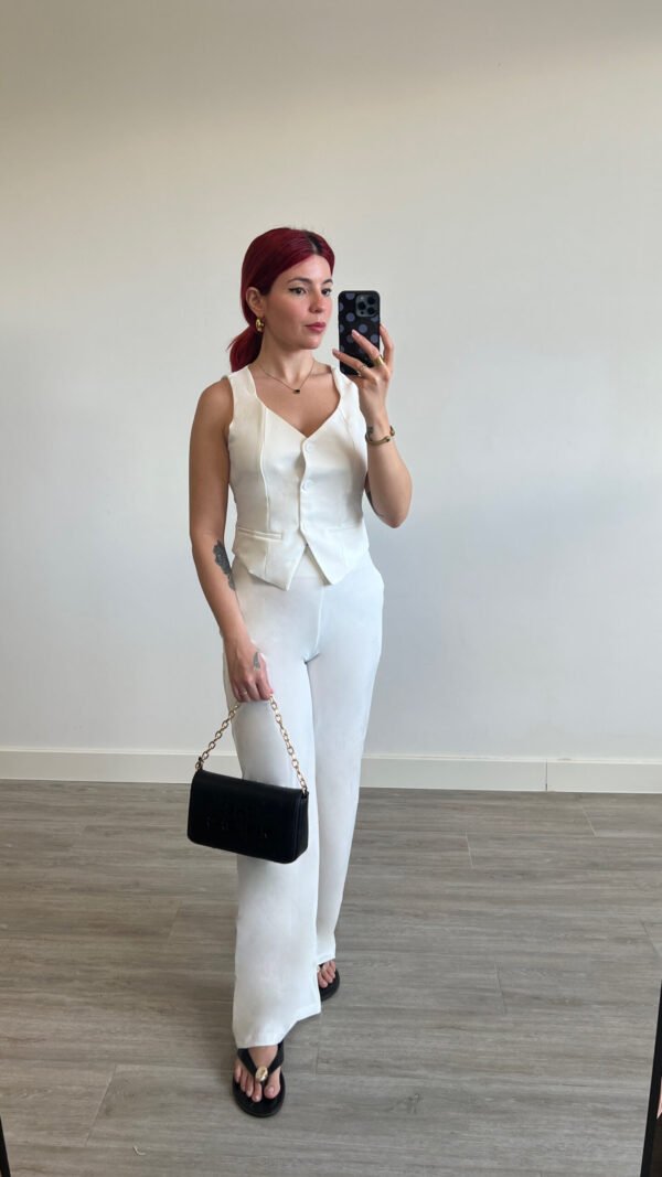 Conjunto Chaleco y Pantalón sin Fajín