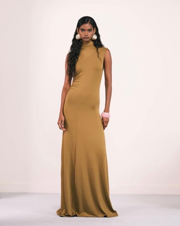 Vestido Largo Ajustado Mostaza