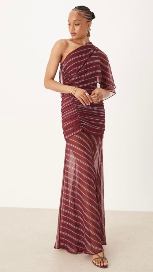 Vestido de Mangas Asimétricas de Rayas