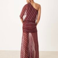 Vestido de Mangas Asimétricas de Rayas