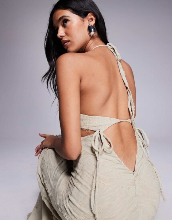 Vestido Largo Detalle de Hilos