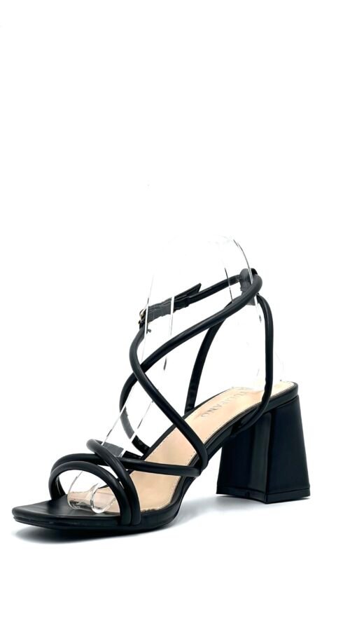 Tacón de Tiras Negras