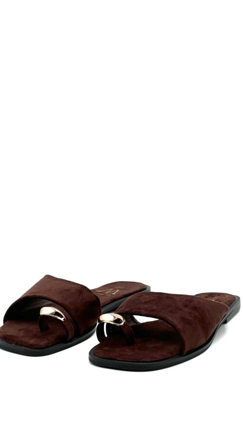 Sandalias Chocolate Estilo Pala Adorno Dorado