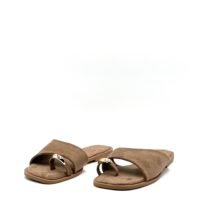 Sandalias Beige Estilo Pala Adorno Dorado