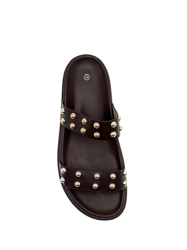 Sandalias Chocolate con Remache