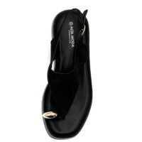 Sandalias de Plataforma Negra Anillo Dorado