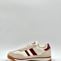 Tenis Beige Rayas Granate