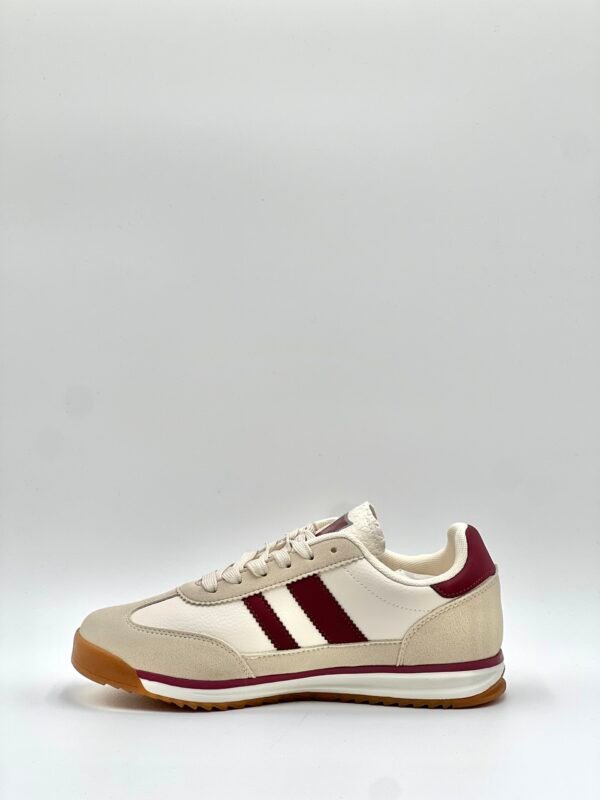 Tenis Beige Rayas Granate