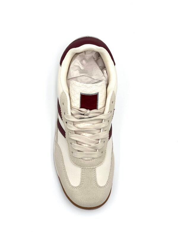 Tenis Beige Rayas Granate