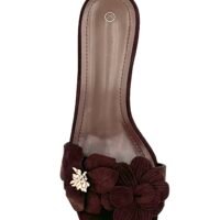 Tacones Carmelitas con Flores de Pala