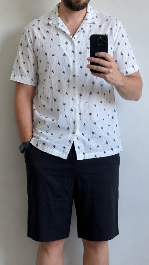 64944f50-9f1b-4cf3-be1d-998891833bb5 Camisa Blanca Estampado Palmeras