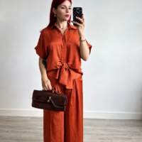 Conjunto de Pantalón y Blusa Anudado al Frente
