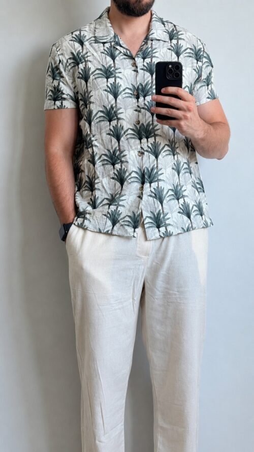 77904ee1-d5e5-4c7b-aff2-06c1e8ec701f Camisa Beige Estampada