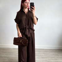 Conjunto de Pantalón y Blusa Anudado al Frente