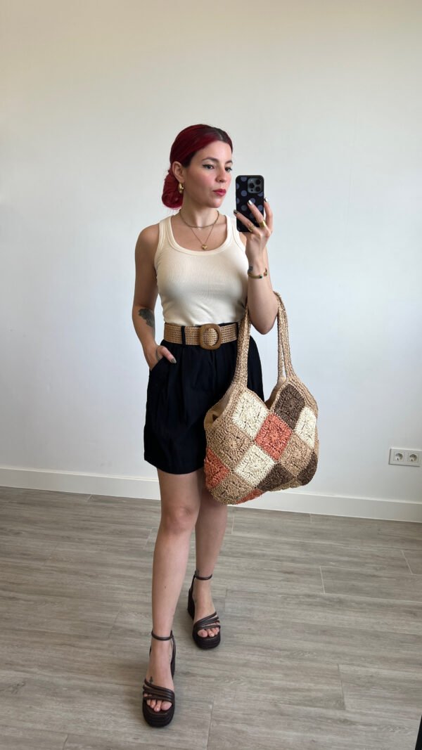 Short Color Entero con Cinto de Rafia
