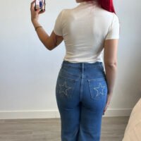 Jean Wide Leg Estrellas Bolsillos Traseros