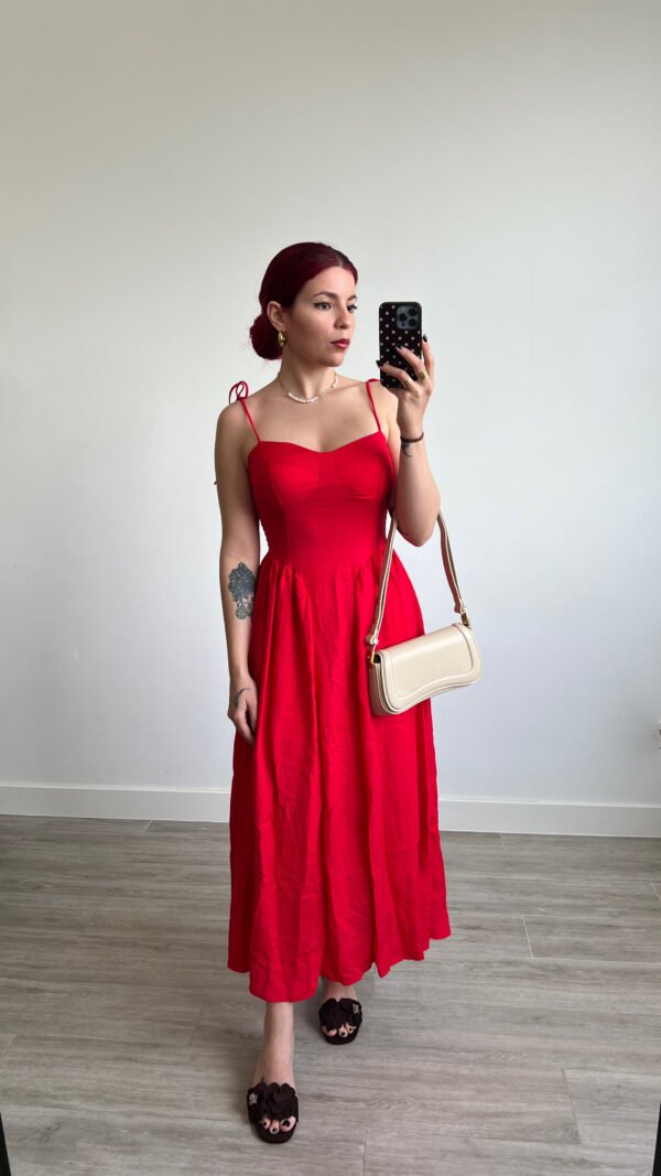Vestido de Tirantes Escote Corazón