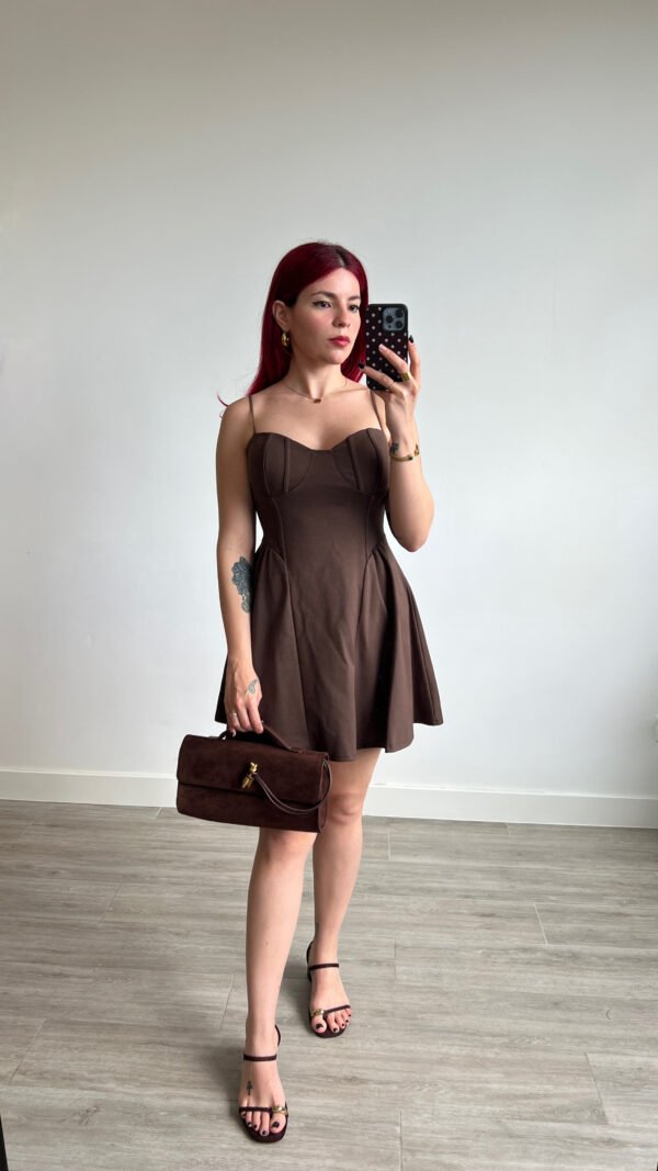 Vestido Tirantes Escote Corazón
