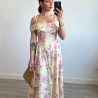 Vestido con Flores Corte Princesa