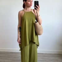 Mono con Sobreblusa de Tirantes