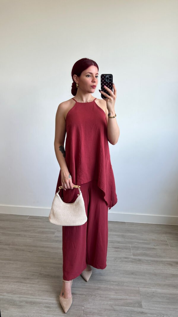 Mono con Sobreblusa de Tirantes