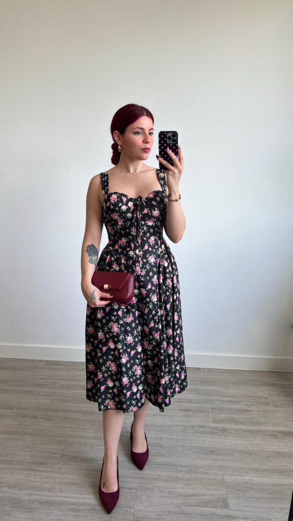 Vestido Estampado de Flores Escote Corazón Tirante Ancho