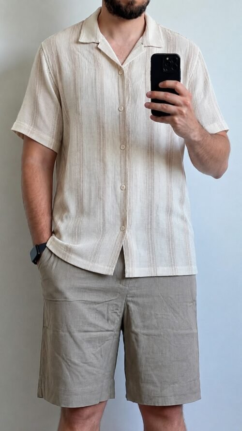 d31ed4f0-1f6a-4537-98ef-987254634540 Camisa Tejida de Rayas Beige