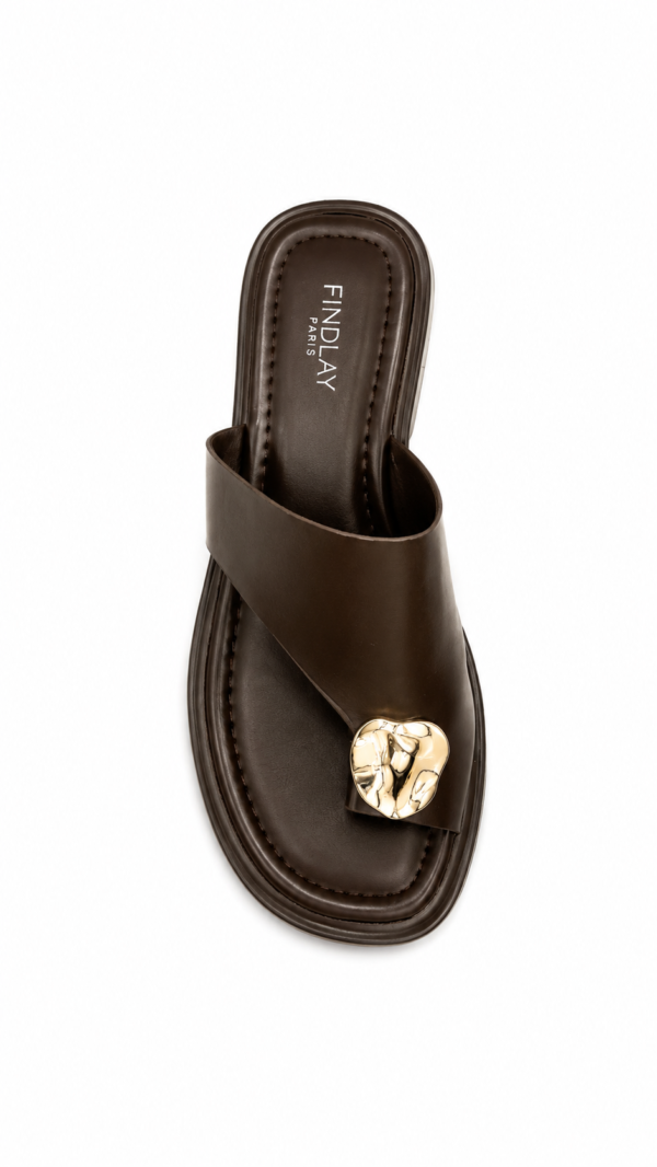 Sandalias Asimétricas Adorno Dorado