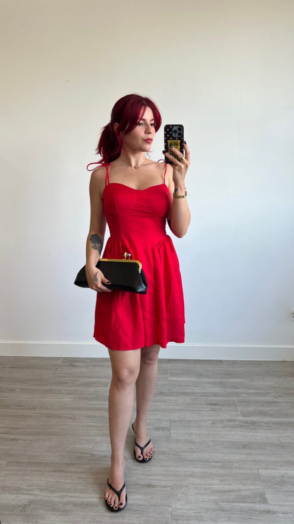 Vestido Corto Escote Corazón