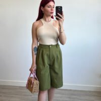 Bermuda con Pliegues