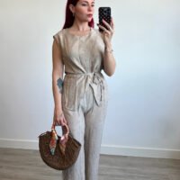Conjunto de Pantalón y Blusa Cruzada