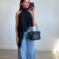 Blusa Asimétrica Atada al Cuello