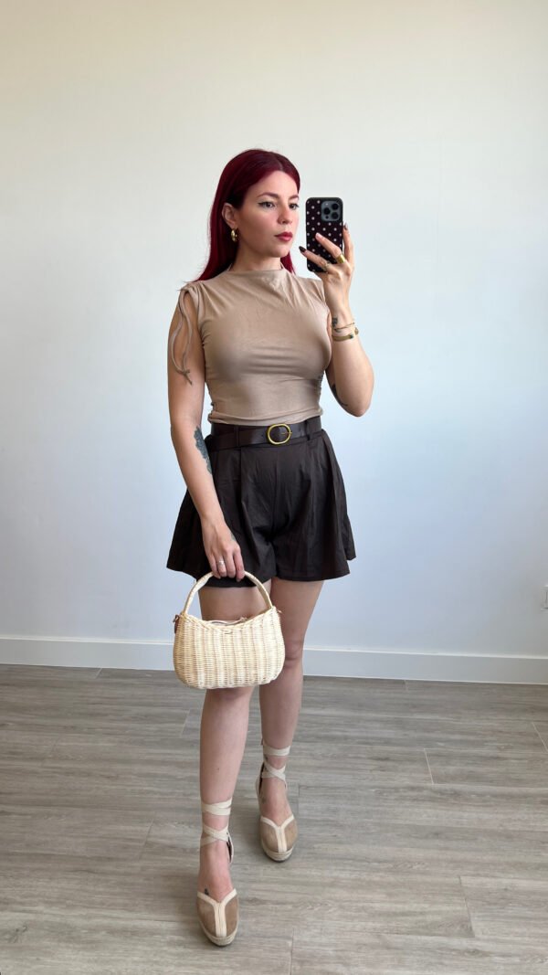Short Color Entero Ancho Cinto Polipiel