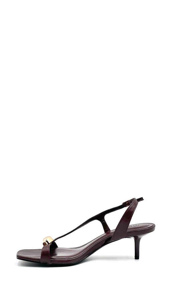 Tacones Borgoña Joya Dorada