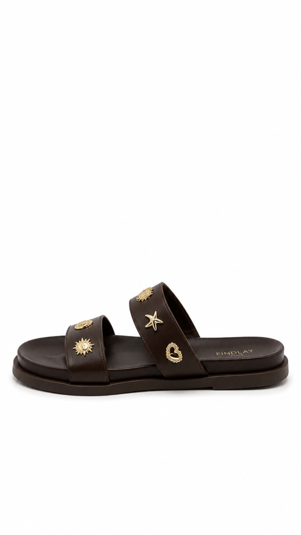 Sandalias con Remaches Carmelitas