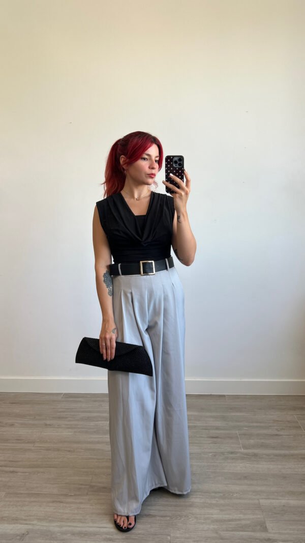 Pantalón Wide Leg de Tachones y Cinto Polipiel