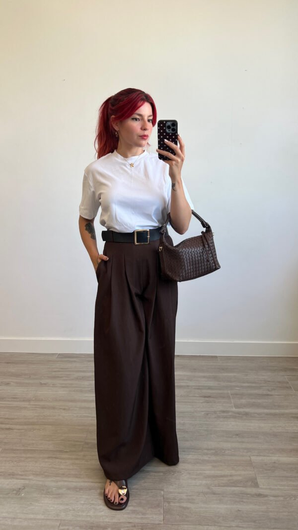 Pantalón Wide Leg de Tachones y Cinto Polipiel